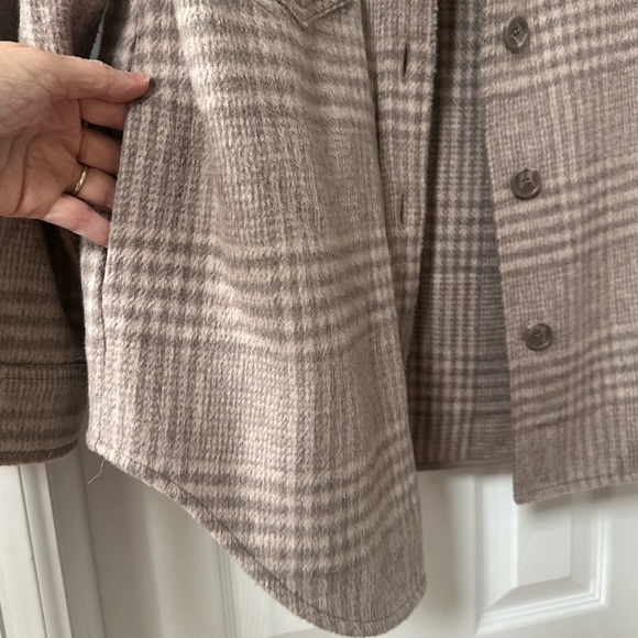 Joie Boyfriend Plaid Shacket Shirt Jacket‎ Tan Size Large - Picture 5 of 10